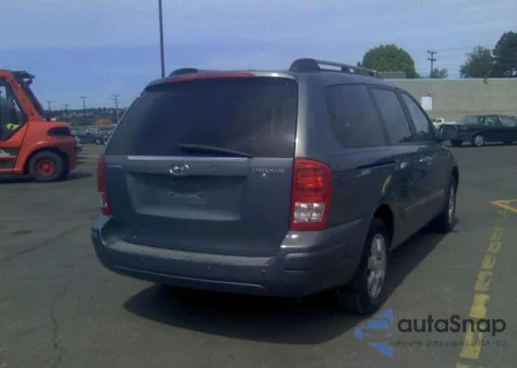 2007 Hyundai Entourage Gls/Se/Ltd z USA, uszkodzony, nr VIN KNDMC233176018931